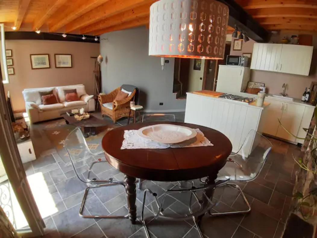 Holiday Home Vista Lago チェルノッビオ エクステリア 写真