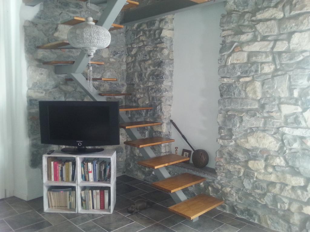 Holiday Home Vista Lago チェルノッビオ 部屋 写真